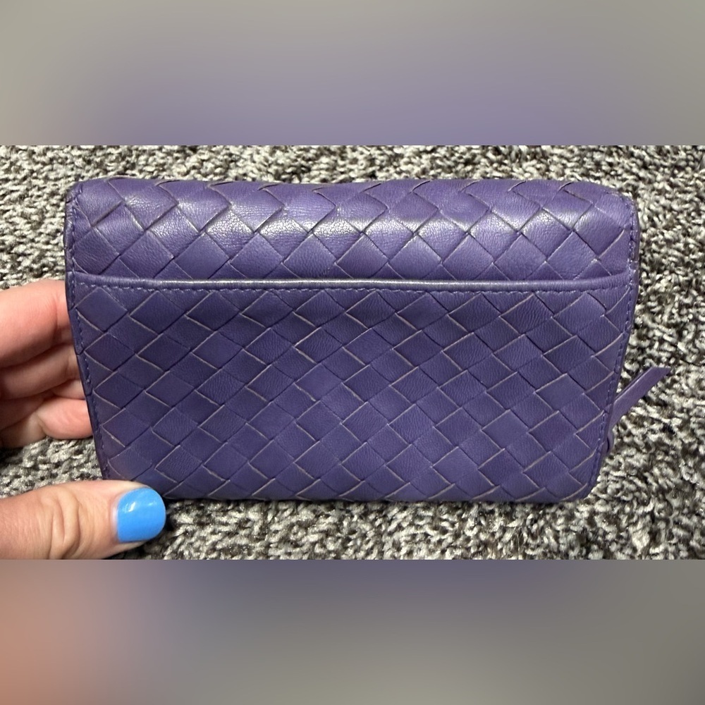 Bottega Veneta purple wallet - Picture 2 of 13